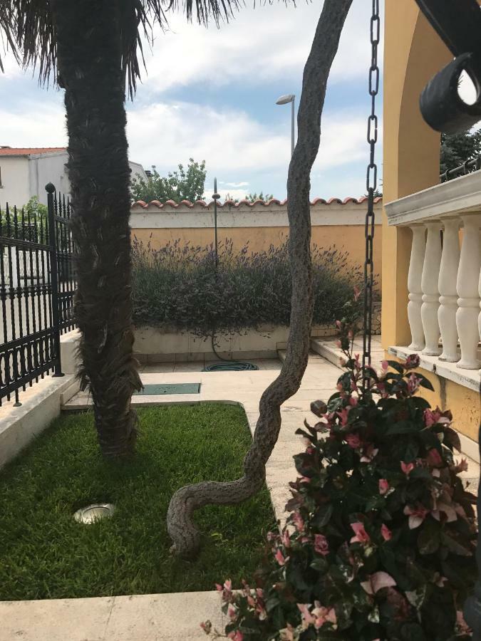 Vila Rojana Vodice Eksteriør bilde