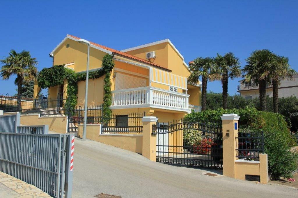 Vila Rojana Vodice Eksteriør bilde